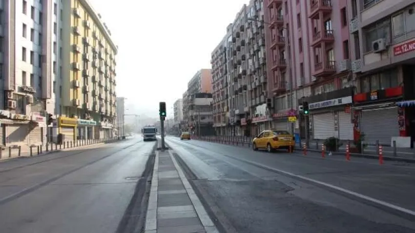 İzmir yine hayalet şehir oldu