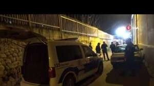 Azılı hırsız, polis aracına çarpınca yakayı ele verdi