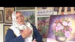 Engellere kafa tutan kadın: "Şalvarlı ressam"