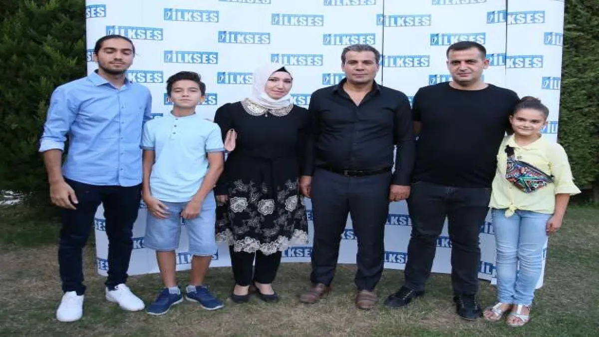 İLKSES GAZETESİ 12 YAŞINDA - 1259