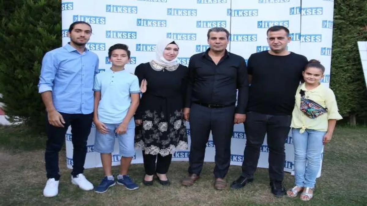 İLKSES GAZETESİ 12 YAŞINDA - 180