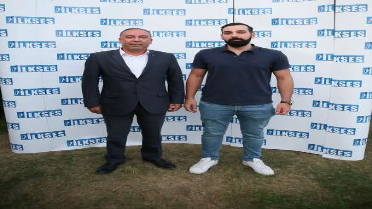 İLKSES GAZETESİ 12 YAŞINDA - 194