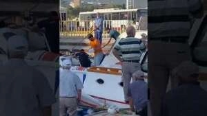 İzmir'de sahil güvenlik balıkçı teknesine çarptı