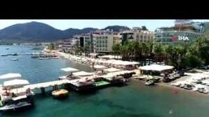 Marmaris’te yaz devam ediyor