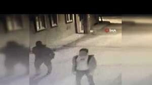 Taksi çağırıp, sürücüsünün cüzdanını çalan hırsızlar kamerada
