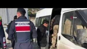Jandarmadan düzensiz göçmenlere sıkı denetim