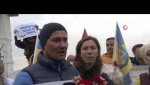 Evlerine dönemeyen Ukraynalı çift çocuklarından haber alamıyor