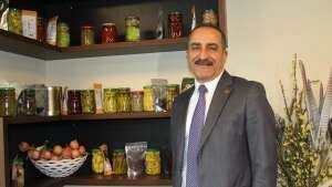 Hayrettin Uçak: “Ürün fazlalığı yaş meyve ve sebze piyasasında kısa vadeli düşüş sağlayabilir”