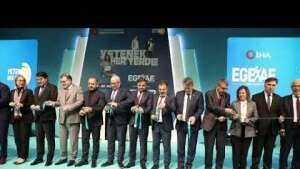 PAÜ’den 4 bine yakın öğrenci 62 otobüsle kariyer fuarına katıldı