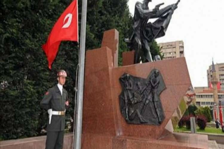 Rölyef, bakımı yapıldıktan sonra yarın yerine konulacak haberinin görseli