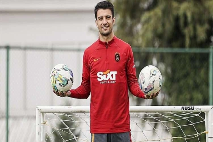 Galatasaraylı Leo Dubois, takım içi rekabete hazır haberinin görseli