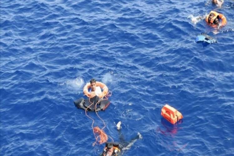 Lübnan: Suriye açıklarında batan göçmen teknesinde ölü sayısı 53'e yükseldi haberinin görseli