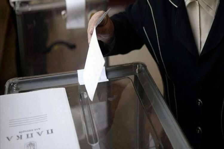 Ukrayna’daki ayrılıkçı yönetimler Rusya’ya katılmak için referandum düzenliyor haberinin görseli