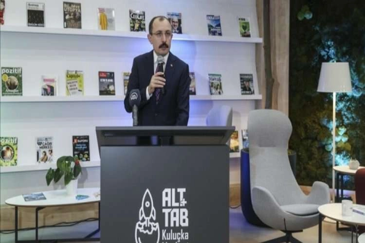 Ticaret Bakanı Muş: Oyun ve yazılım ihracatçılarına ciddi teşvik ve desteğimiz var haberinin görseli