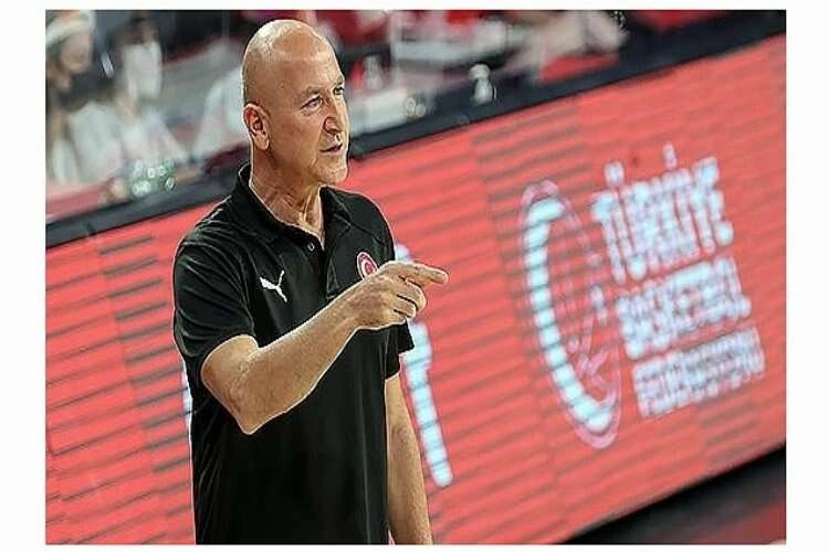 A Milli Kadın Basketbol Takımı'nda Ceyhun Yıldızoğlu dönemi sona erdi