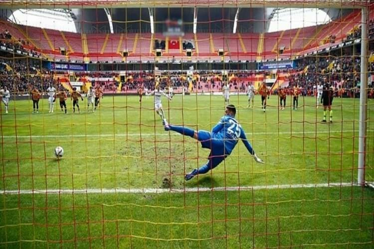 Futbolda haftanın programı haberinin görseli