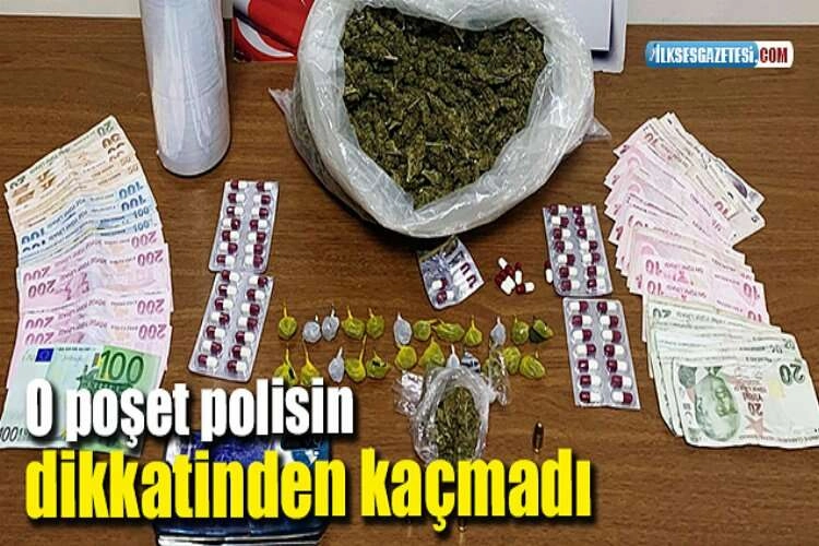 Polisi görünce uyuşturucu dolu poşeti aşağı attılar haberinin görseli