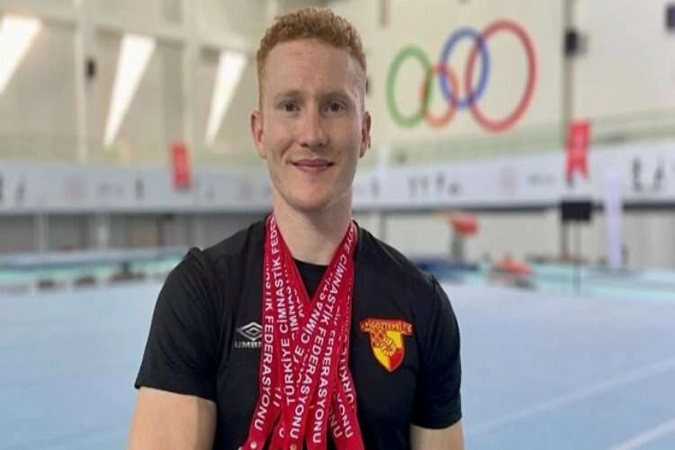 Göztepeli Mehmet Ayberk Koşak’tan 6 madalya haberinin görseli