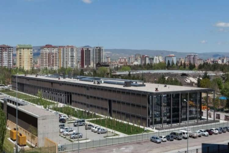 Abdullah Gül Üniversitesi Araştırma görevlisi ve Öğretim görevlisi alınacak haberinin görseli
