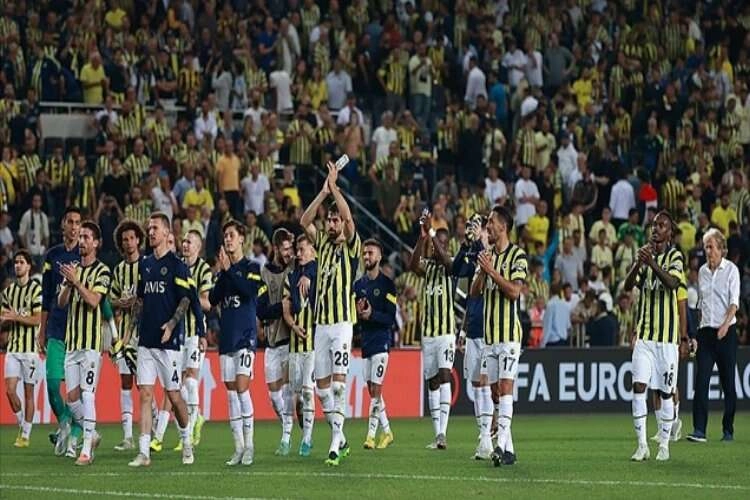 Fenerbahçe'nin UEFA Avrupa Ligi'nde yarınki konuğu AEK Larnaca haberinin görseli