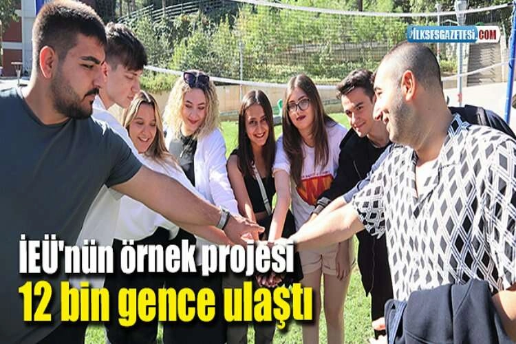 İEÜ'nün örnek projesi 12 bin gence ulaştı haberinin görseli