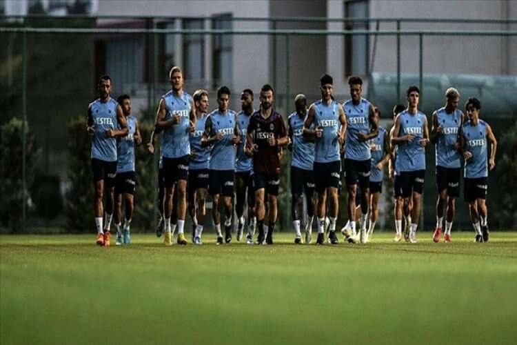 Trabzonspor'da savunma sıkıntısı haberinin görseli
