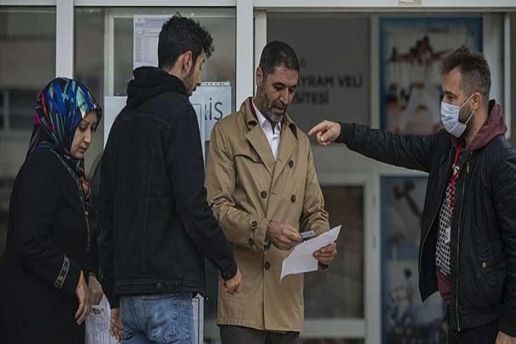 KPSS ön lisans oturumu başladı haberinin görseli