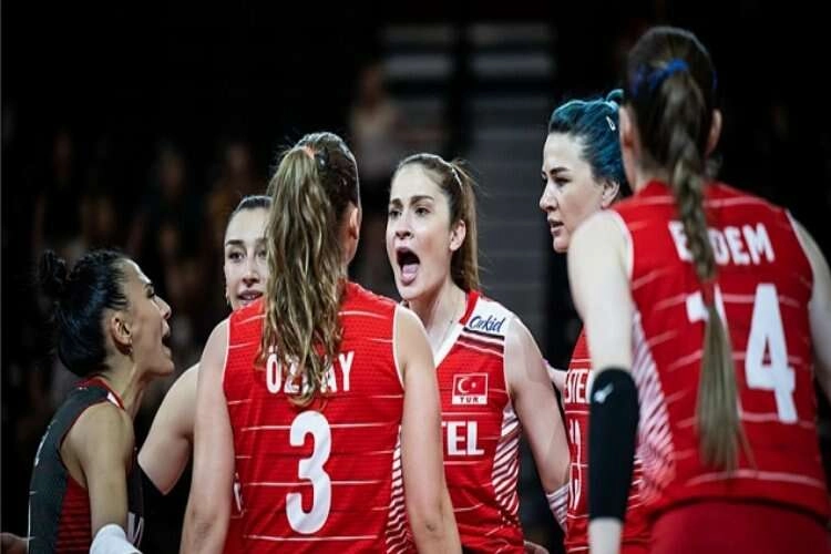 'Filenin Sultanları' FIVB Dünya Şampiyonası'nda yarın ABD ile karşılaşacak haberinin görseli