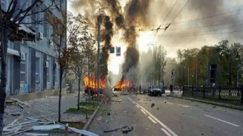 Ukrayna'nın başkenti Kiev'e düzenlenen saldırılarda 8 kişi öldü, 24 kişi yaralandı haberinin görseli