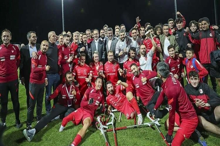 Bakan Kasapoğlu: Uluslararası müsabakalarda başarı grafiğimiz katlanarak yükseliyor haberinin görseli