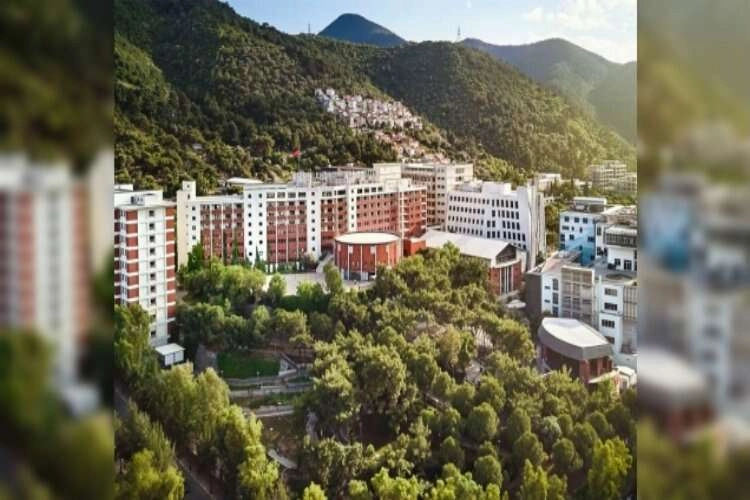 İzmir Ekonomi Üniversitesi 2 Öğretim Üyesi alacak haberinin görseli