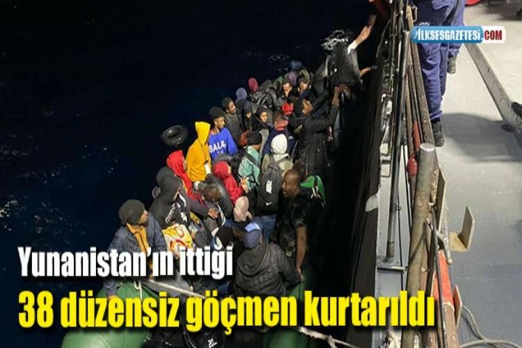 Yunanistan’ın ittiği 38 düzensiz göçmen kurtarıldı haberinin görseli