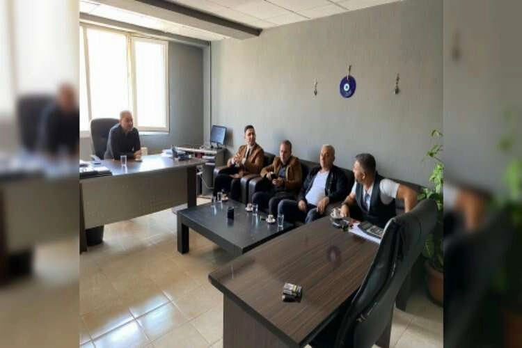 Kazım Yevimli, tekstil işçilerinin sorunlarını dinledi haberinin görseli