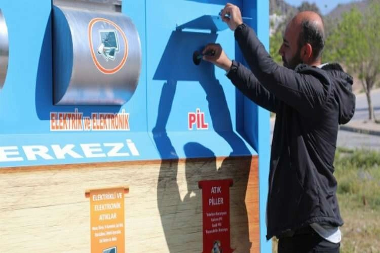 Bayraklı Belediyesinden geri dönüşüme büyük destek haberinin görseli