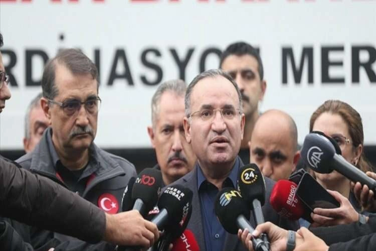 Bozdağ: Patlama ile ilgili soruşturmayı 5 savcı sürdürüyor haberinin görseli