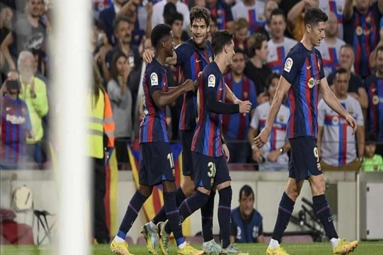 Barcelona La Liga'da 3 puanı 3 golle aldı haberinin görseli