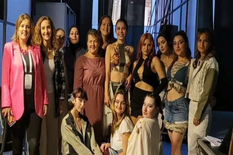Geleceğin modacıları görücüye çıktı haberinin görseli