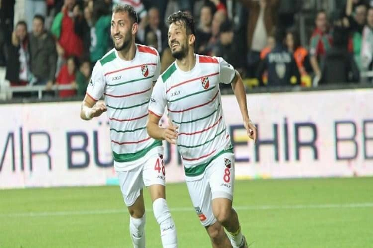 Karşıyaka emin adımlarla zirve yolunda haberinin görseli