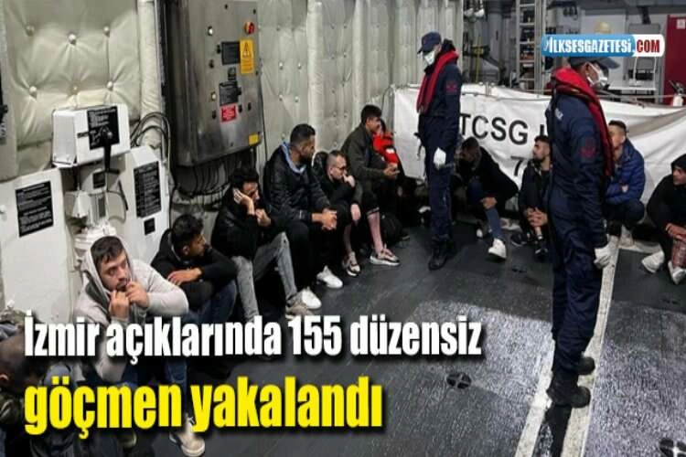 İzmir açıklarında 155 düzensiz göçmen yakalandı, 8 göçmen kurtarıldı haberinin görseli