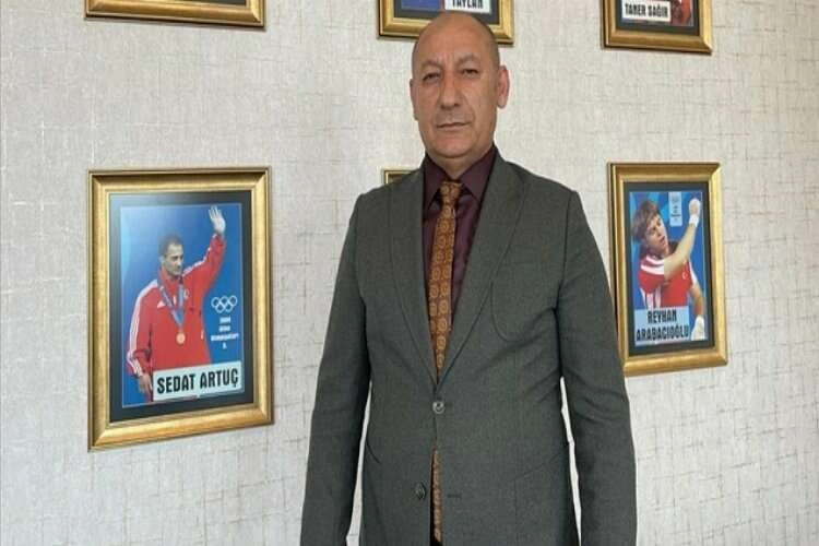 Halter Federasyonu Başkanı Ünlü: Genç sporcuların 46 madalyaya ulaşması bizleri sevindirdi haberinin görseli