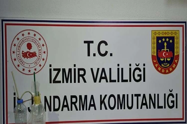 İzmir’in farklı ilçelerinde 26 zehir taciri kıskıvrak yakalandı haberinin görseli