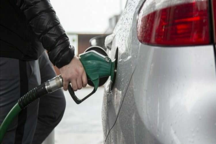 AB yeni benzinli ve dizel otomobilleri 2035'te yasaklıyor haberinin görseli