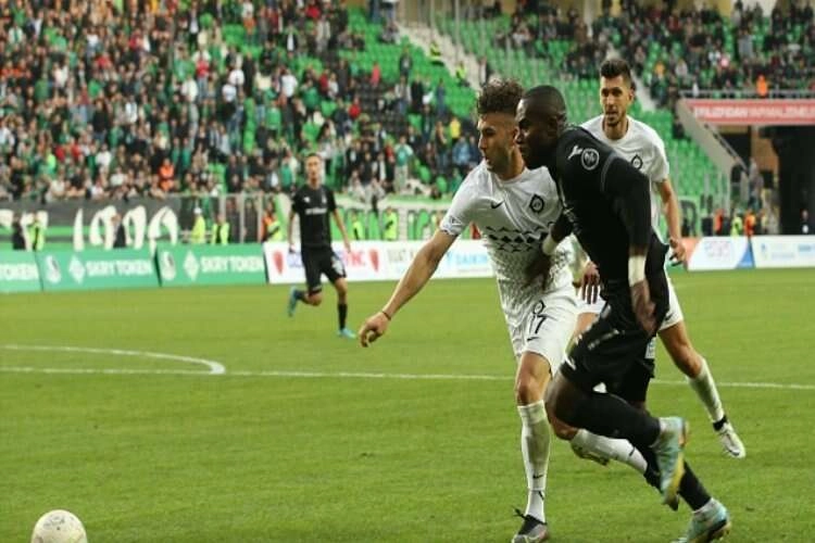 Altay’da galibiyet sevinci haberinin görseli