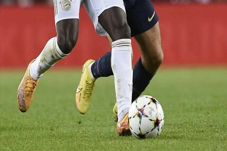 UEFA Şampiyonlar Ligi gruplarında son maçlar yapılacak haberinin görseli