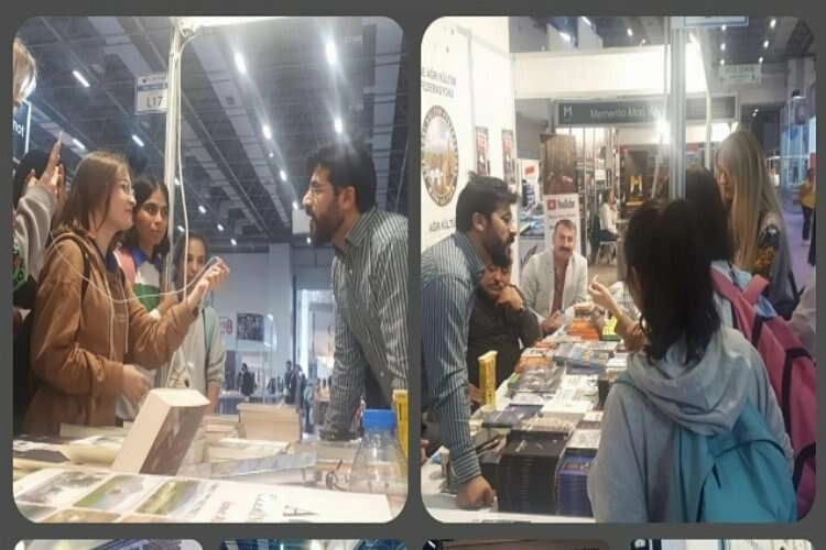 Çok dilli stantları ile fark yaratıyorlar haberinin görseli