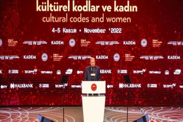 Cumhurbaşkanı Erdoğan: Ülkemizde tek bir kadının bile şiddete uğramasını asla kabul edemeyiz haberinin görseli