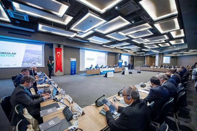 Avrupa-Akdeniz Bölgesel ve Yerel Meclisi İzmir’de toplandı haberinin görseli