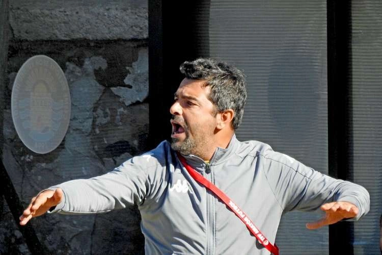 Çeşme Belediyespor, Teknik Direktör Karatepe ile yollarını ayırdı haberinin görseli