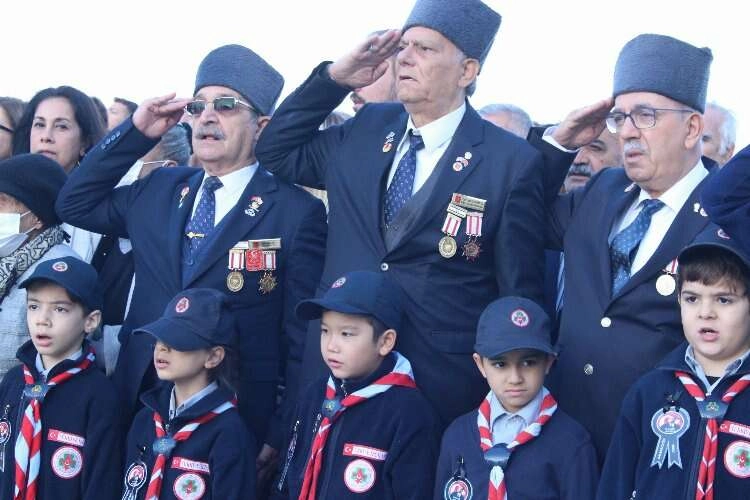 İzmir, Atatürk'ü andı haberinin görseli