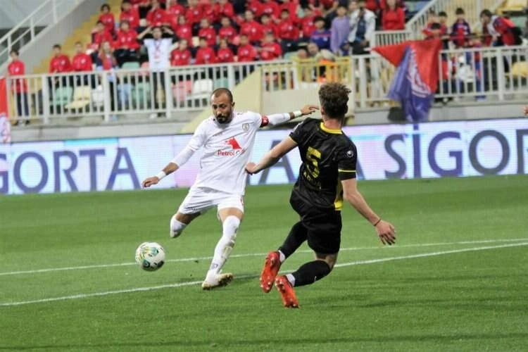 Altınordu, İzmir derbiyle çıkışa geçmek istiyor haberinin görseli